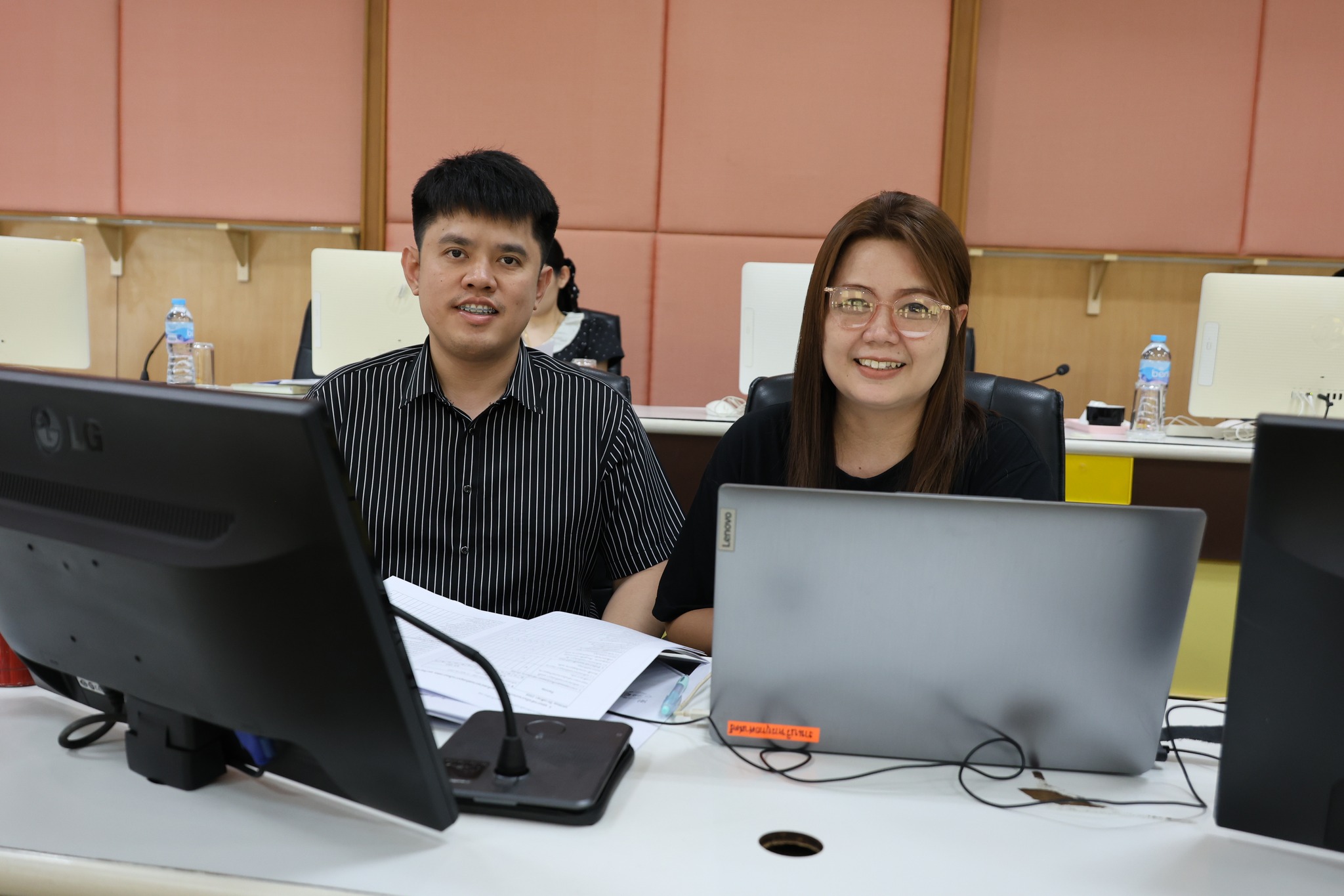 สำนักงานอธิการบดี ม.นครพนม ประชุมเตรียมความพร้อมรับการประเมินคุณภาพการศึกษาภายใน ประจำปี 2568