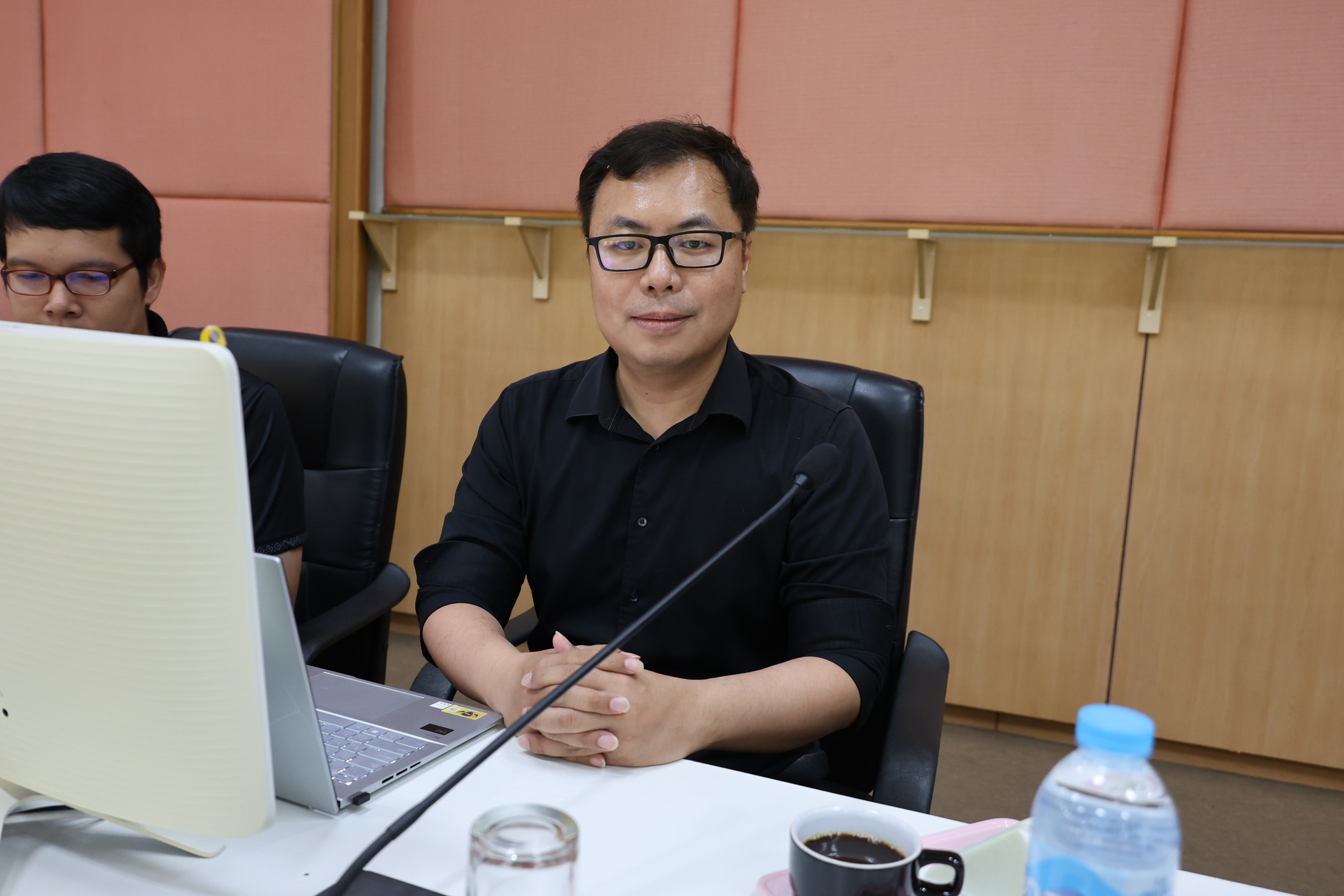 สำนักงานอธิการบดี ม.นครพนม ประชุมเตรียมความพร้อมรับการประเมินคุณภาพการศึกษาภายใน ประจำปี 2568