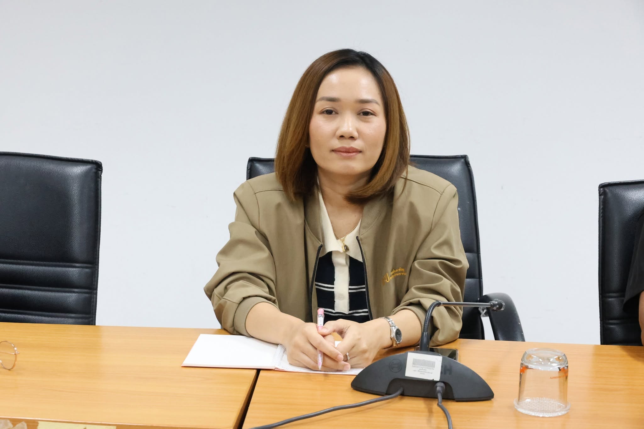 ประชุมคณะกรรมการเปิดตรวจ สำนักงานอธิการบดี ม.นครพนม