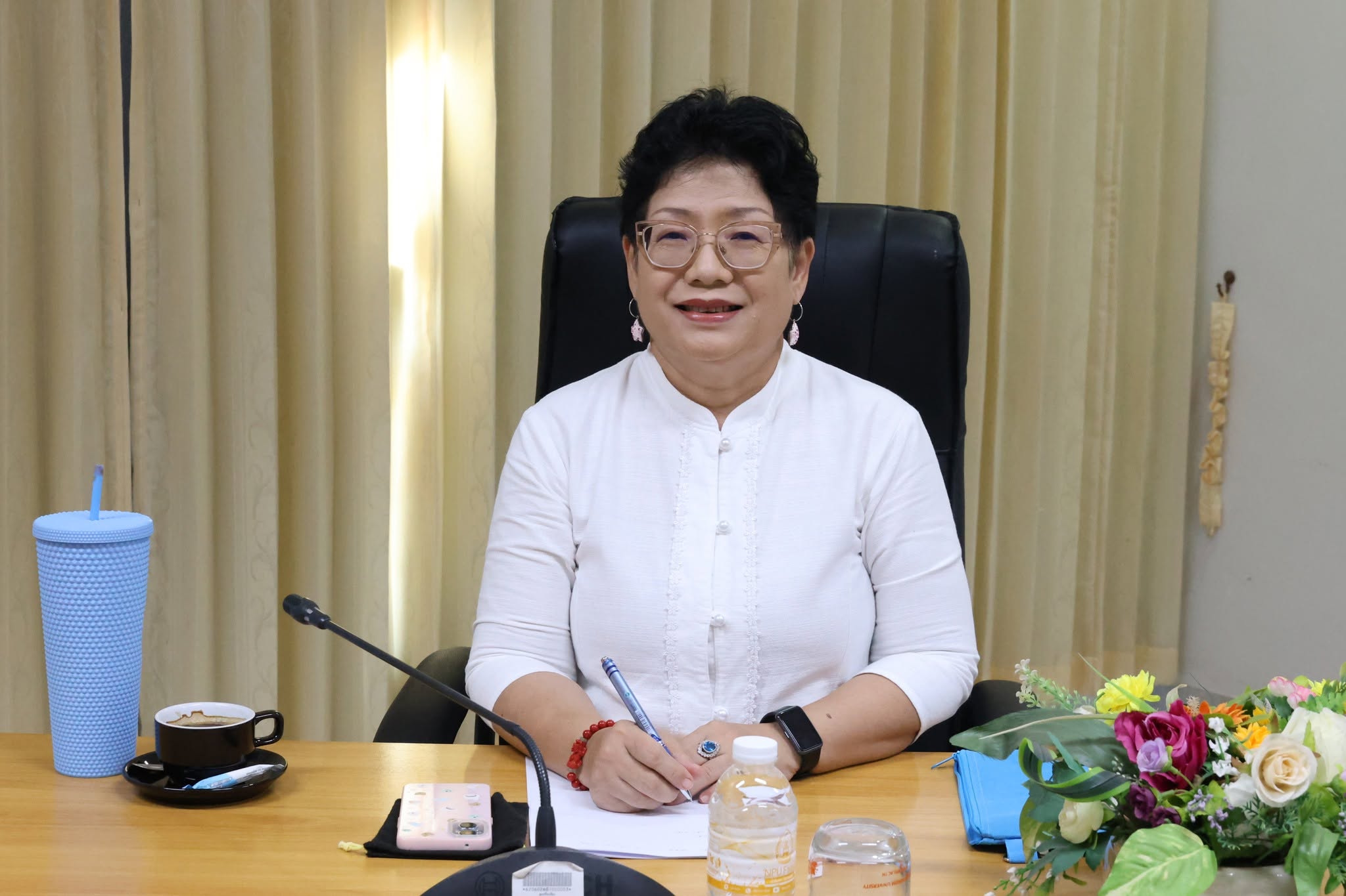 ประชุมคณะกรรมการเปิดตรวจ สำนักงานอธิการบดี ม.นครพนม