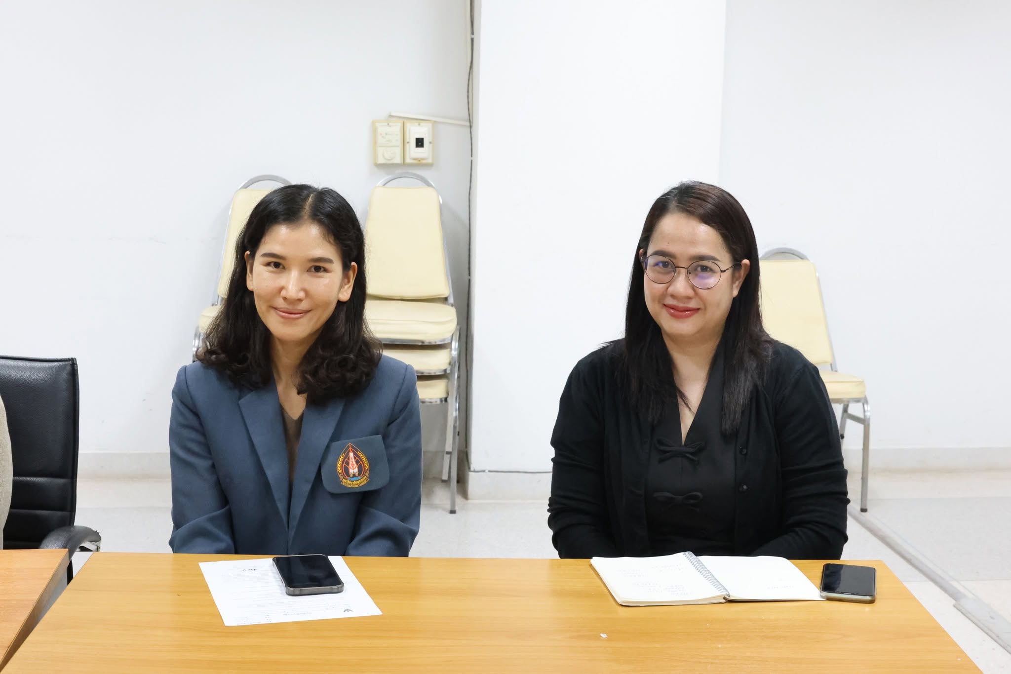 ประชุมคณะกรรมการเปิดตรวจ สำนักงานอธิการบดี ม.นครพนม