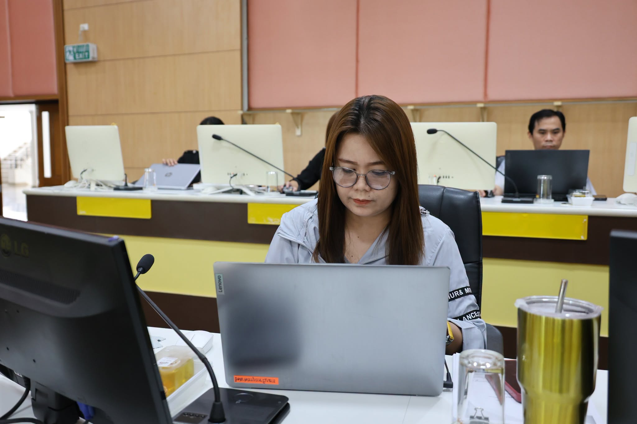 ประชุมสำนักงานอธิการบดี มหาวิทยาลัยนครพนม 2569