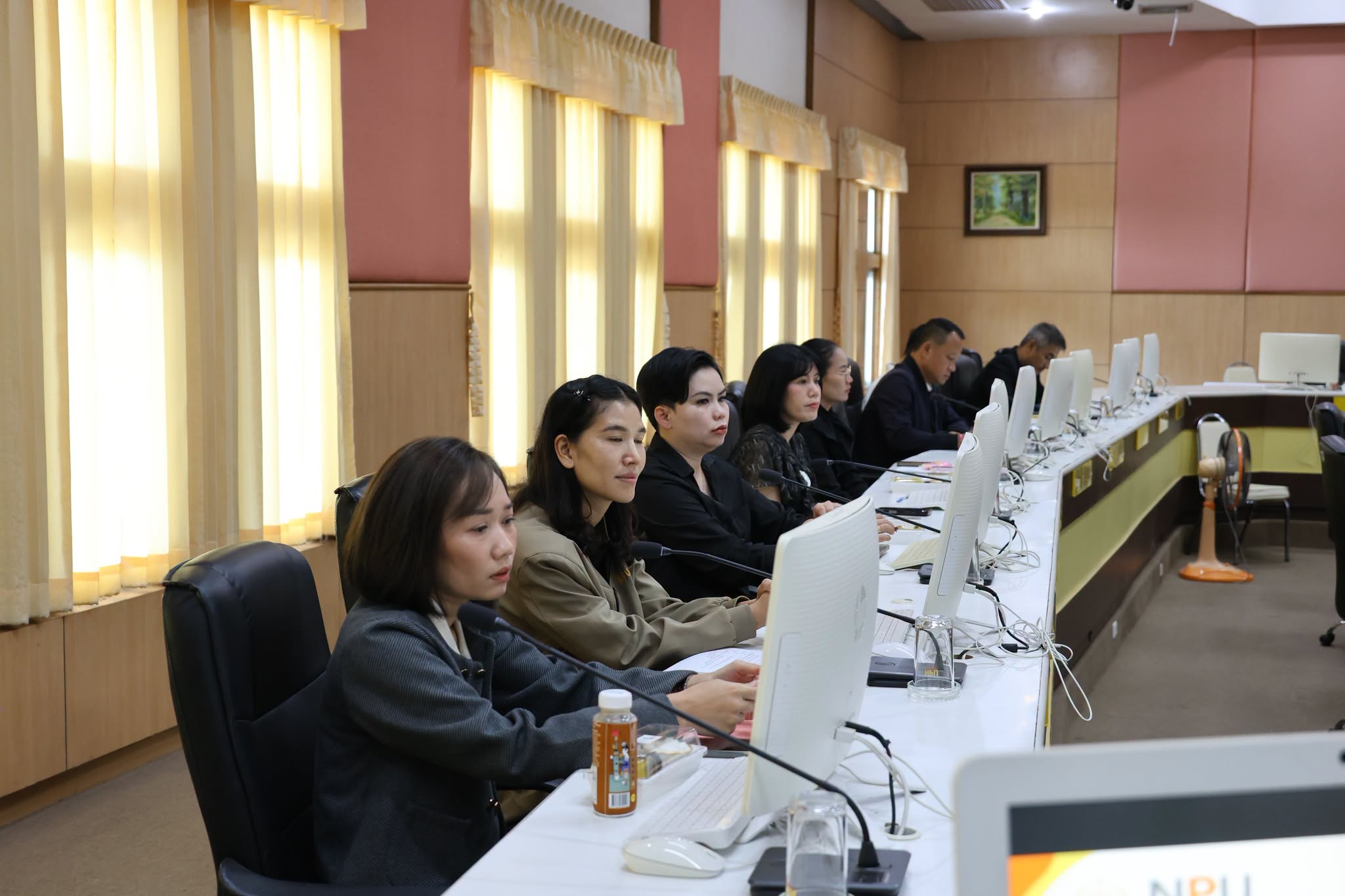 ประชุมสำนักงานอธิการบดี มหาวิทยาลัยนครพนม 2569