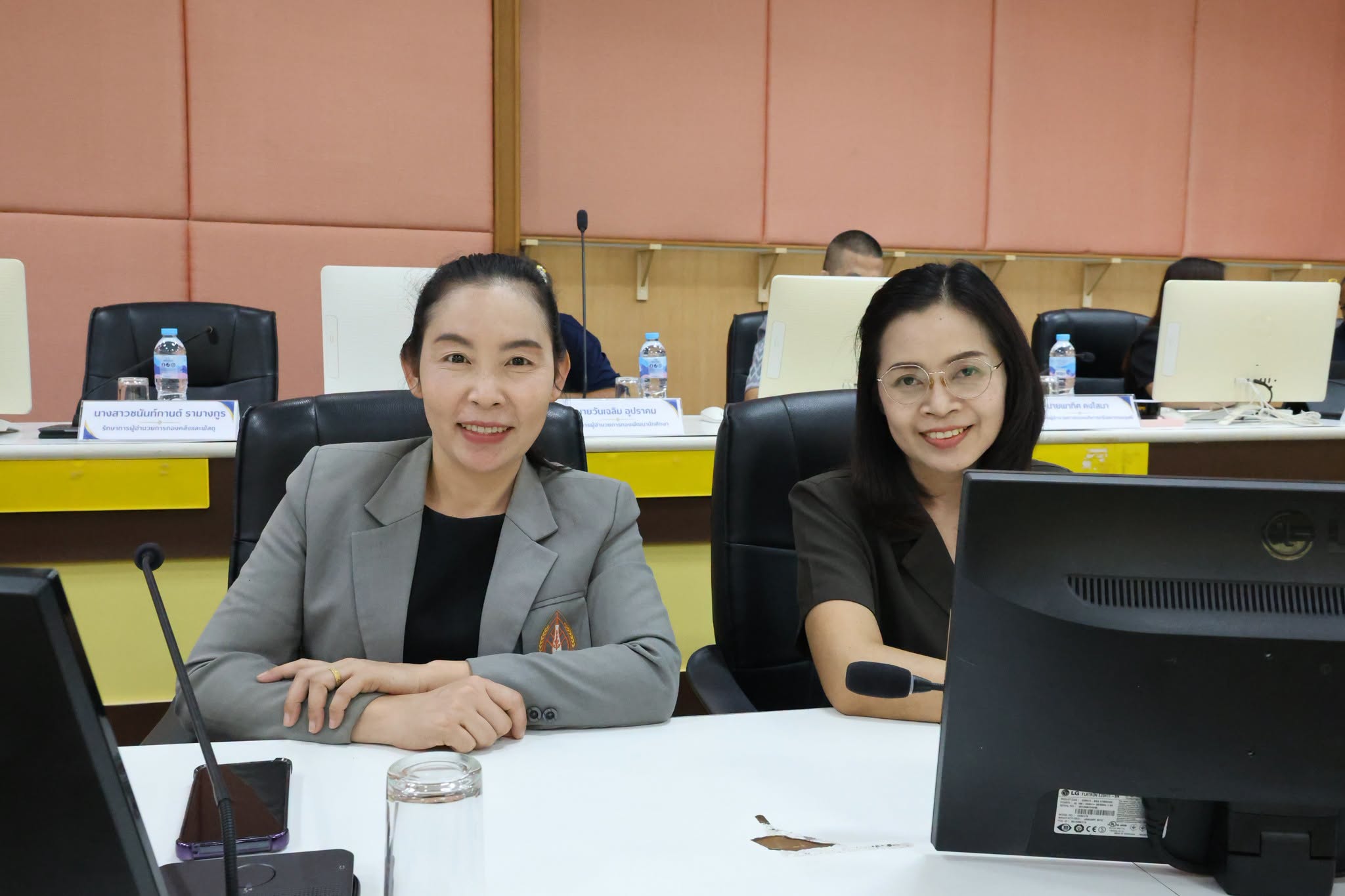 สนง.อธิการบดี ม.นครพนม จัด ประเมินคุณภาพการศึกษาภายใน ปี 2568